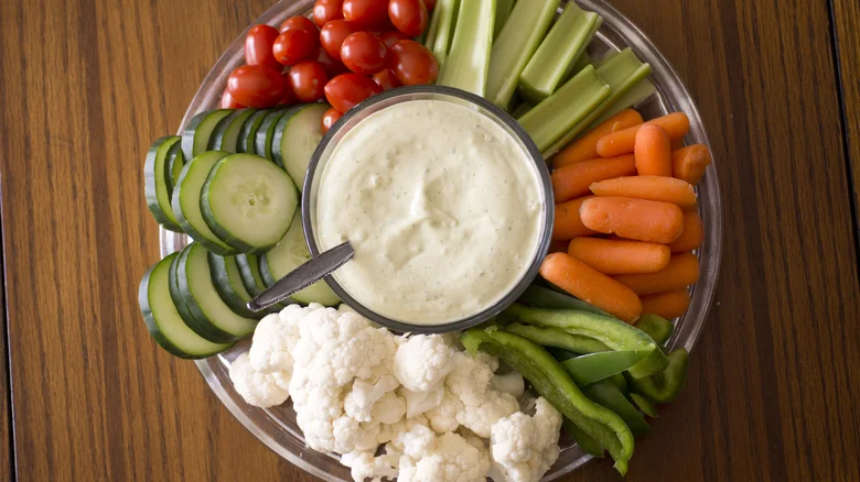 Costco Veggie Tray: Price, Size, Dip, and Everything You Need to Know (2026)